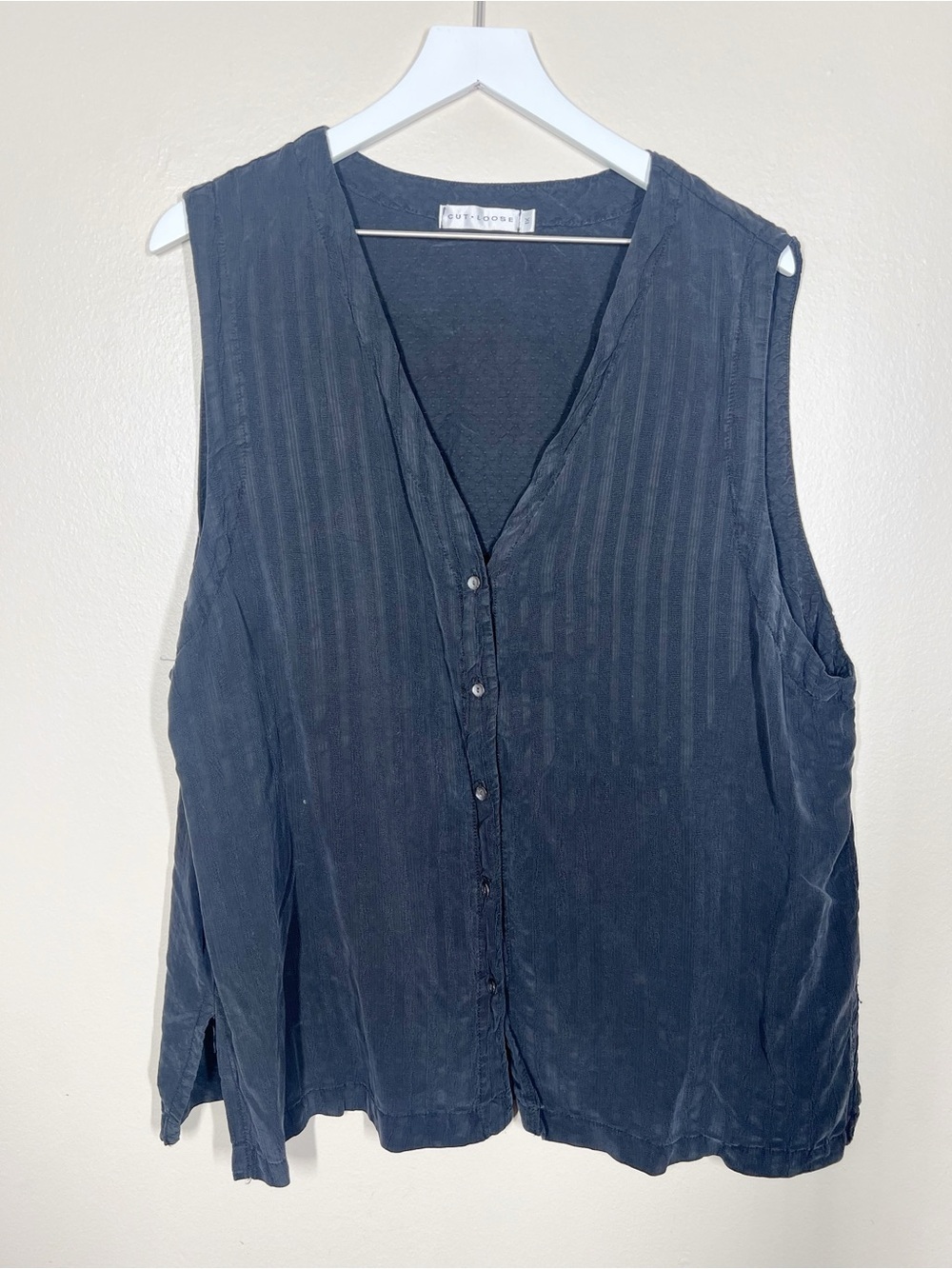 Cutloose Women’s Sleeveless V-Neck Button Front Top Black Lagenlook Plus Size 1X